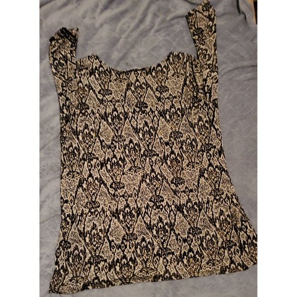 Top - Picture 2 of 5